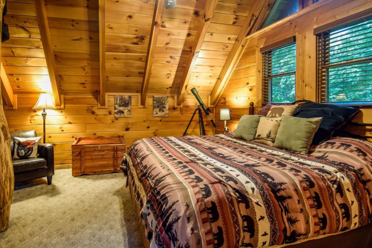 Beary Cozy Cabin Sevierville Exterior photo
