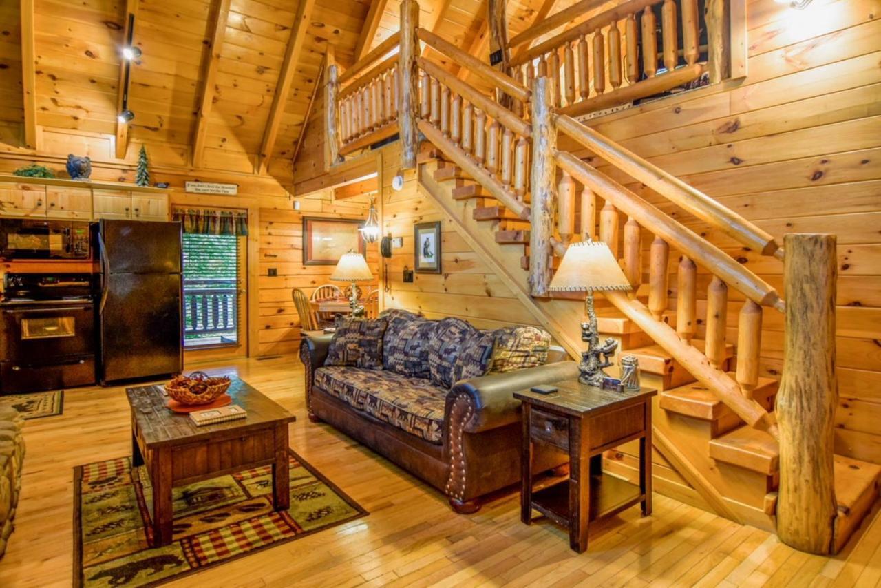 Beary Cozy Cabin Sevierville Exterior photo