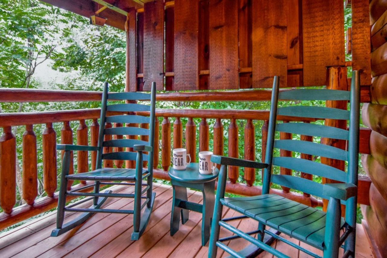 Beary Cozy Cabin Sevierville Exterior photo