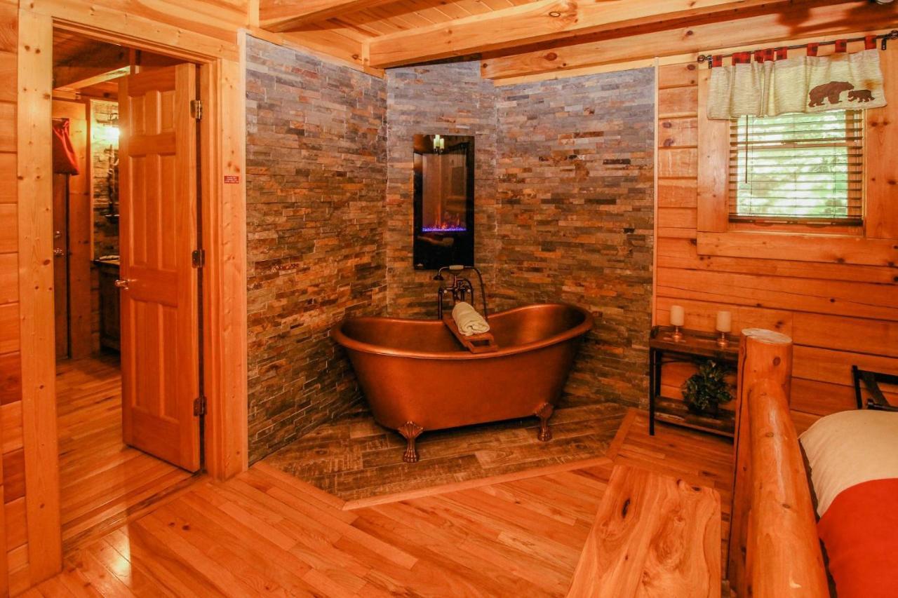 Beary Cozy Cabin Sevierville Exterior photo