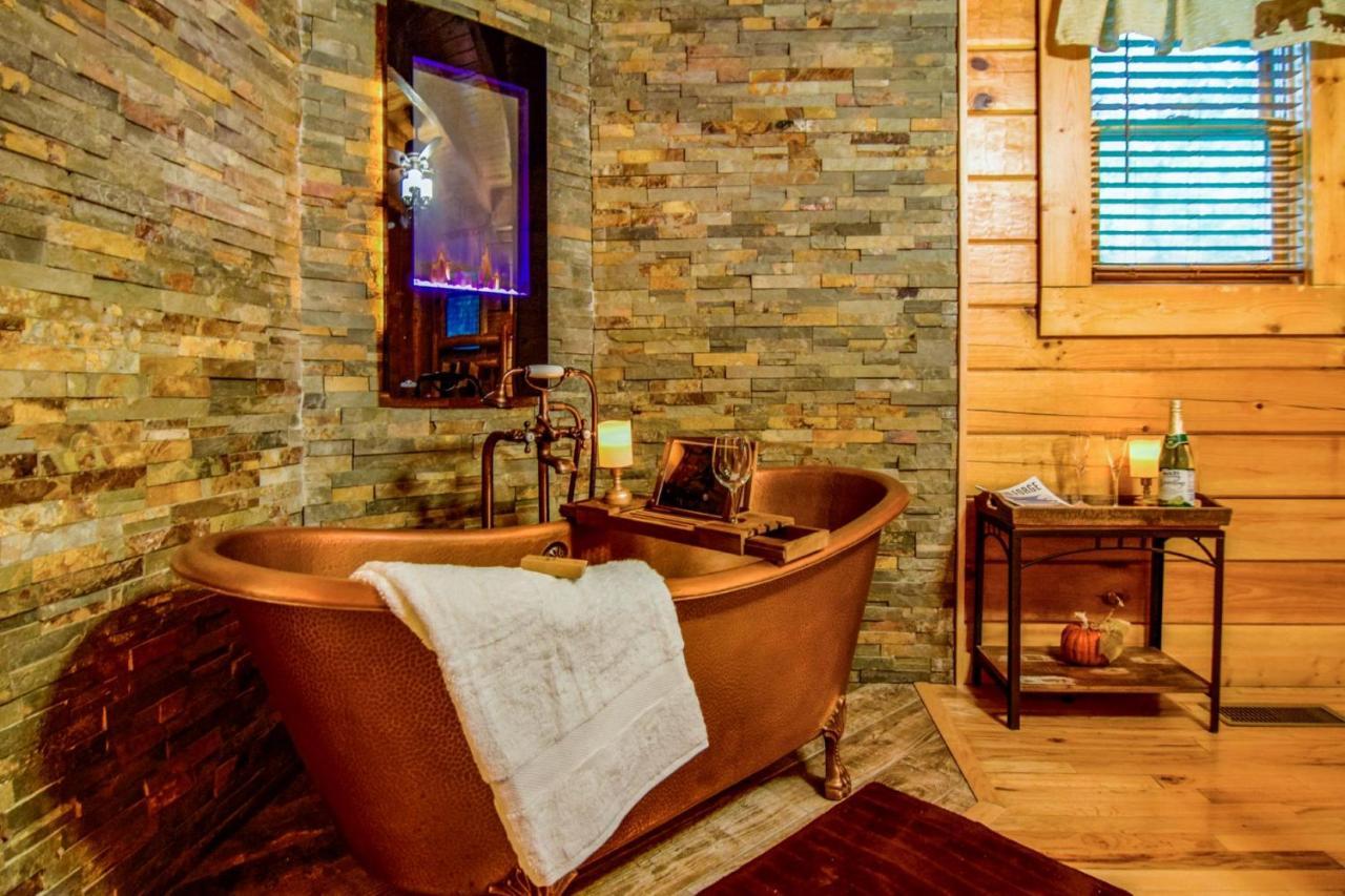 Beary Cozy Cabin Sevierville Exterior photo